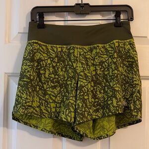 Women's REI Co-op Swiftland 5" Lined Running Shorts, size Small, Green